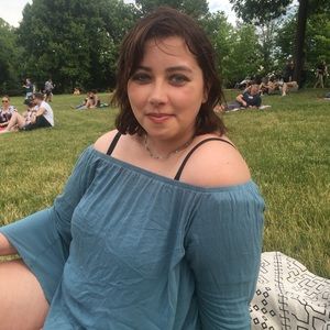 Meet your Posher, Helen